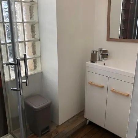 בית הארחה Zen Chateau De La Bouchatte