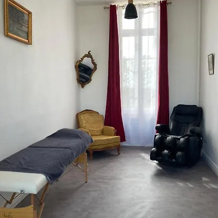 Zen Chateau De La Bouchatte