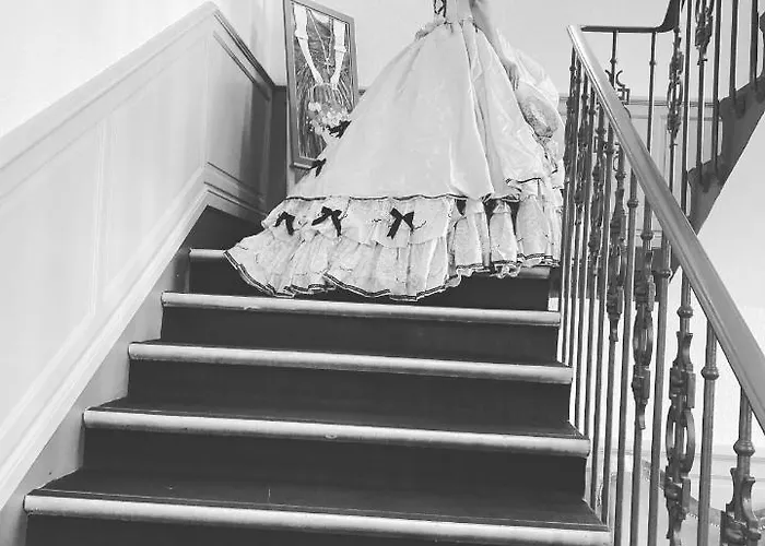 Zen Chateau De La Bouchatte Guest house