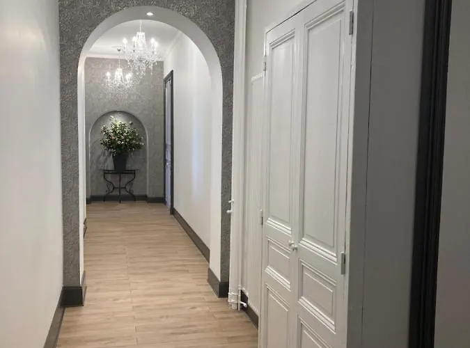 Zen Chateau De La Bouchatte Guest house Chazemais